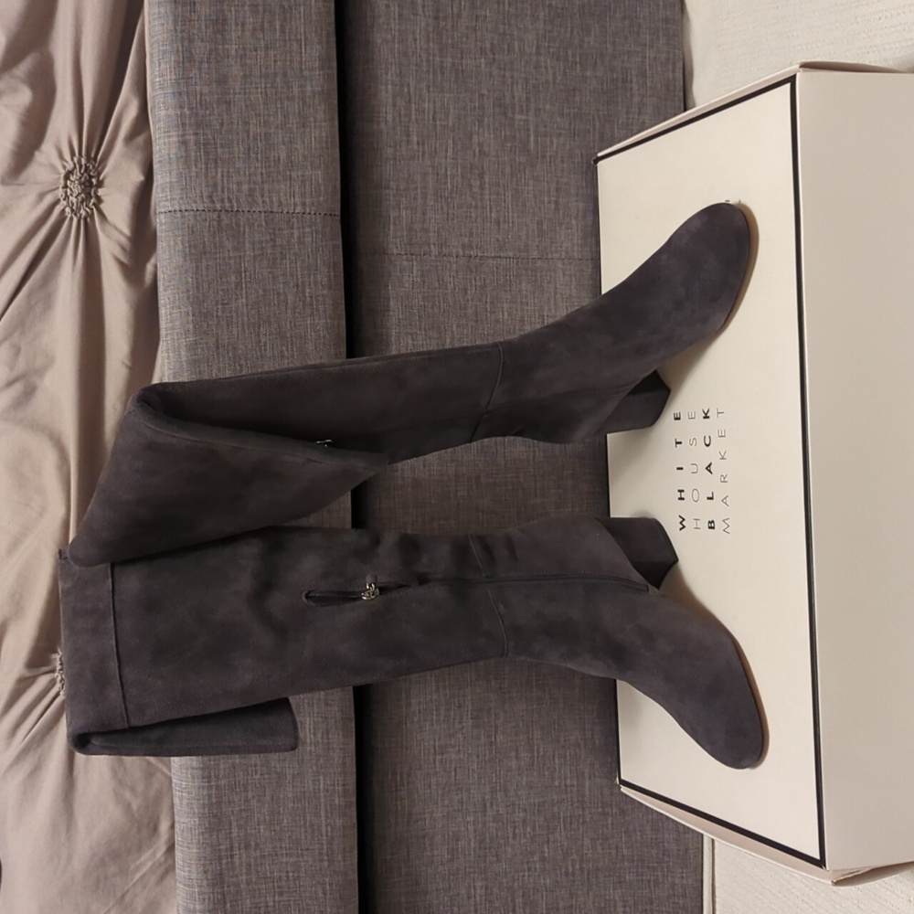 NWT WHBM Zahra Moonwalk grey suede knee-length boots Sz 6